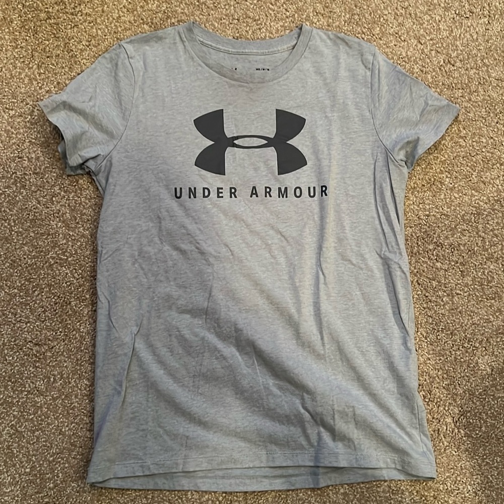 Women’s Under Armour Shirt